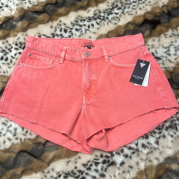 NEW Guess Manila Jean Short Women’s size 28 🪸 - Picture 3 of 9